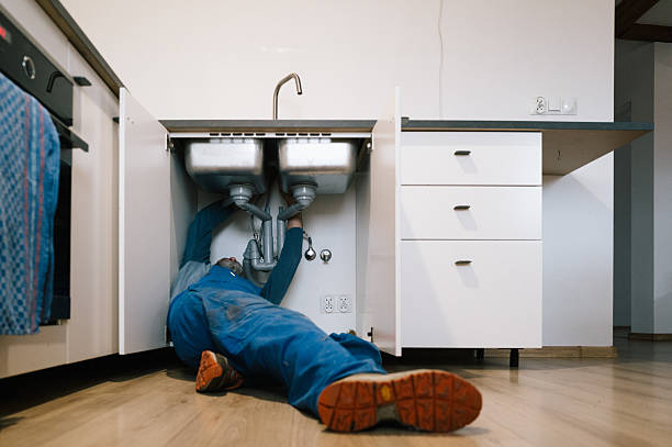 Professional Drain Cleaning technician working in Franklin Park, IL